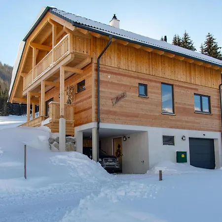 シャレー Moarhof *