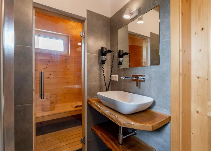 シャレー Moarhof *