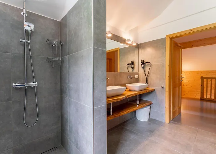 シャレー Moarhof